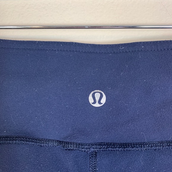 Lululemon Wunder Under Womens Reversible Leggings Size 4 Ankle Length 31” Inseam - Picture 11 of 11